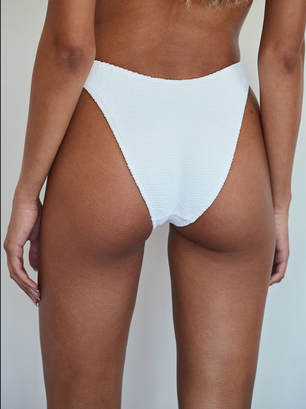 LA Hearts by PacSun Amie Scrunch
High Cut Bikini Bottom